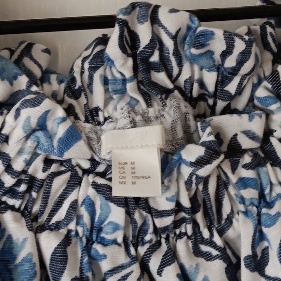 H&M floral  off the shoulder dress - Picture 5 of 6